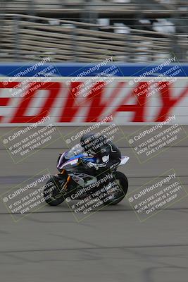 media/Oct-15-2022-Fastrack Riders (Sat) [[9a18b22502]]/Level4/Start Finish 900am/